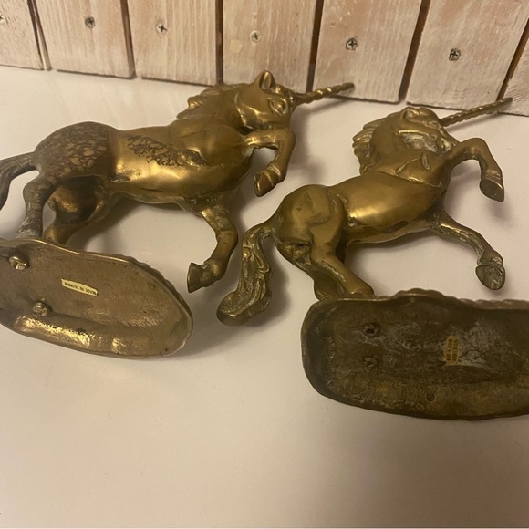 Two Vintage Brass Unicorn Freestanding Figurines Paperweights - Picture 3 of 5